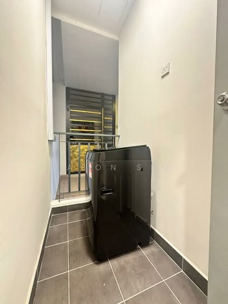 Servis Apartment untuk Disewa di G Residence - Jason Sim - Corridor - PropertyGuru.com.my