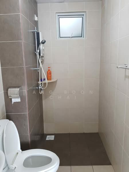 Servis Apartment untuk Disewa di Pangsapuri Tanah Emas (Golden Sands) - Ang Boon Chai - Bathroom - PropertyGuru.com.my