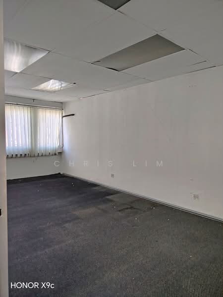Shop / Office for Rent in Jalan Klang Lama (Old Klang Road) (Kuala Lumpur) - Chris Lim - Interior - PropertyGuru.com.my