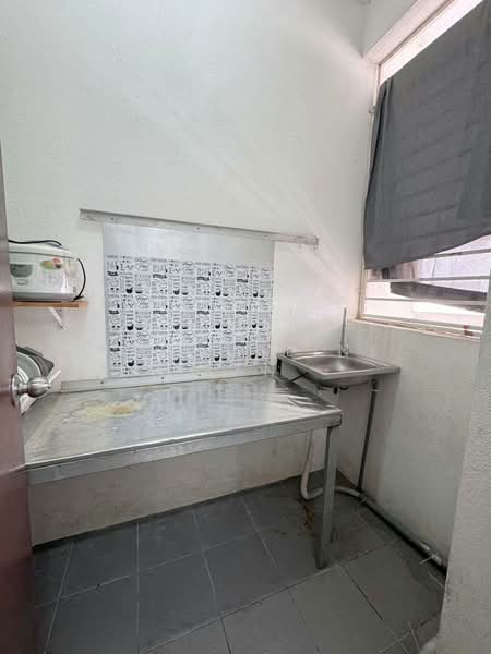 Servis Apartment untuk Disewa di Ascotte Boulevard - Jacqueline San - Kitchen - PropertyGuru.com.my