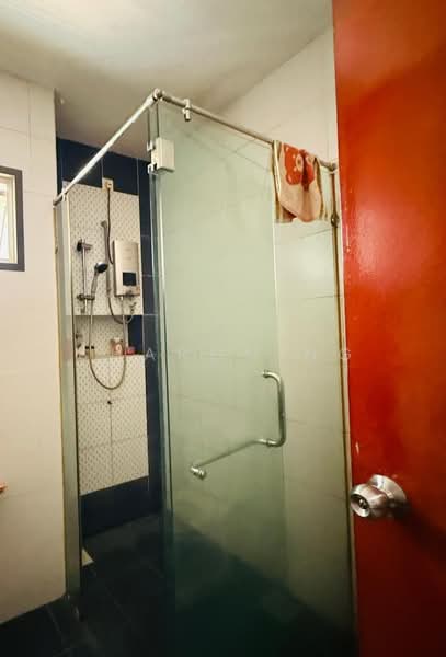 Rumah Teres 2 Tingkat untuk Dijual di Taman Nusa Idaman (Iskandar Puteri (Nusajaya)) - Sharon Ng - Bathroom - PropertyGuru.com.my