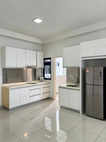 Service Residence for Rent at Meridin Suites @ The Meridin - Eric Tee - Kitchen - PropertyGuru.com.my