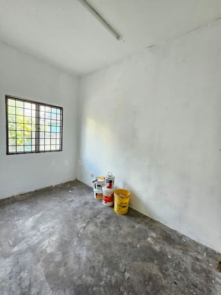 Rumah Teres 2 Tingkat untuk Dijual di Taman Putra Permai (Seri Kembangan) - Jason Tan - Interior - PropertyGuru.com.my