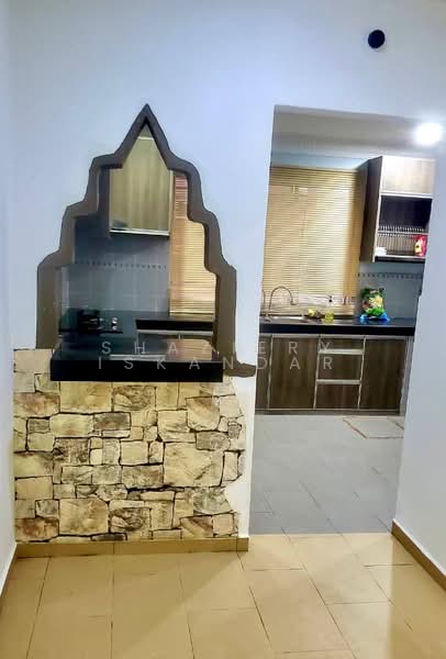 Rumah Teres 2 Tingkat untuk Dijual di Lestari Putra (Seri Kembangan) - Shaziery Iskandar - PropertyGuru.com.my
