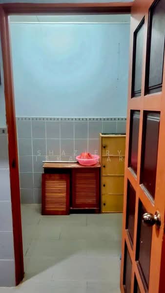 Rumah Teres 2 Tingkat untuk Dijual di Lestari Putra (Seri Kembangan) - Shaziery Iskandar - PropertyGuru.com.my