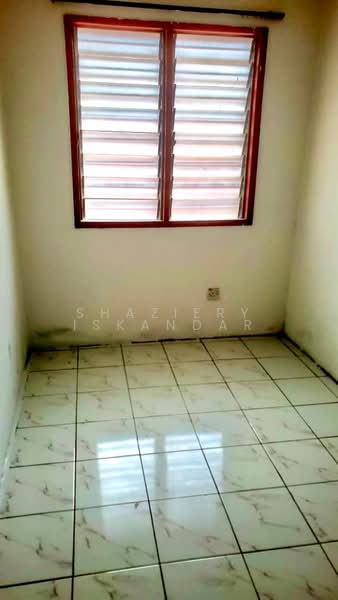 Rumah Teres 2 Tingkat untuk Dijual di Lestari Putra (Seri Kembangan) - Shaziery Iskandar - PropertyGuru.com.my
