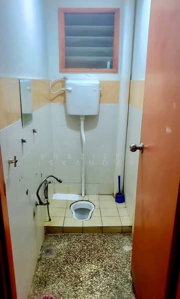 Rumah Teres 2 Tingkat untuk Dijual di Lestari Putra (Seri Kembangan) - Shaziery Iskandar - PropertyGuru.com.my