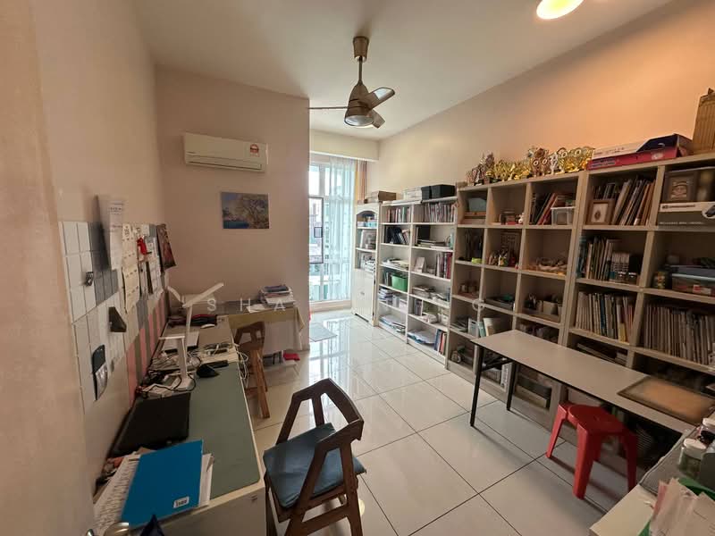 Rumah Kluster untuk Dijual di Taman Nusa Sentral (Iskandar Puteri (Nusajaya)) - Sharon Ng - Study - PropertyGuru.com.my