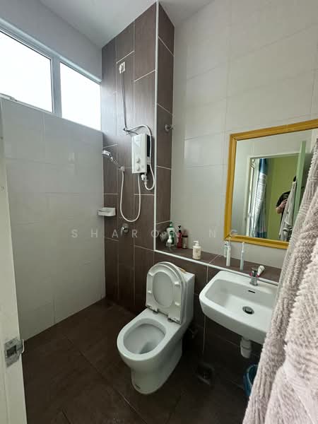 Rumah Kluster untuk Dijual di Taman Nusa Sentral (Iskandar Puteri (Nusajaya)) - Sharon Ng - Bathroom - PropertyGuru.com.my