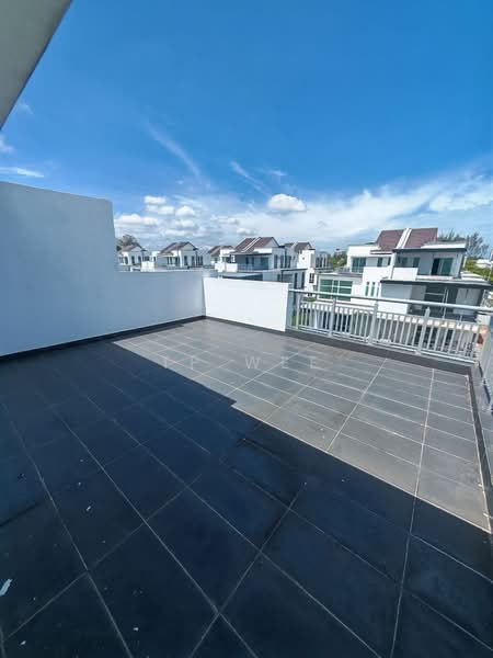 Rumah Berkembar untuk Dijual di Taman Klebang Utama (Klebang) - TP Wee - PropertyGuru.com.my