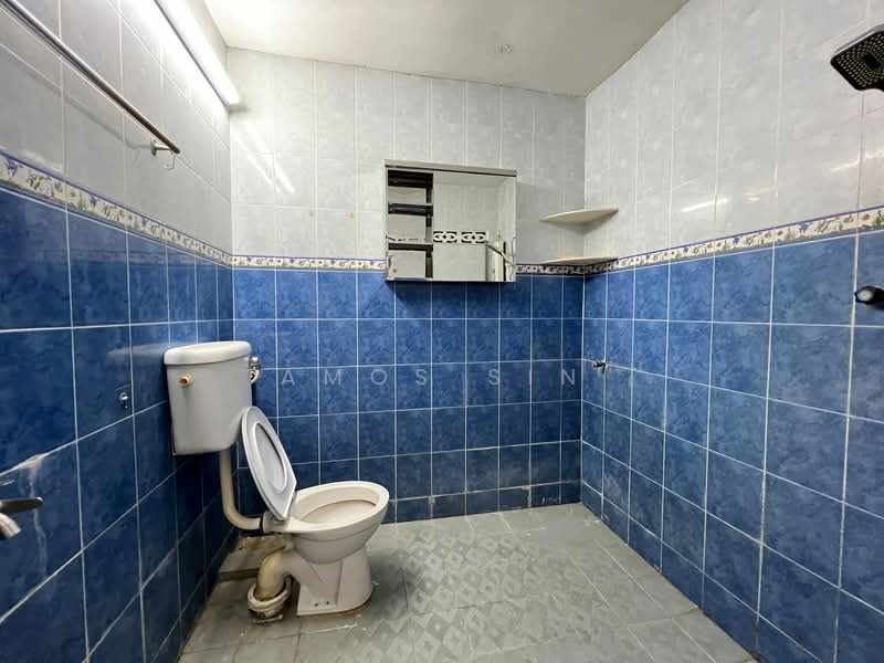 Rumah Teres 1 Tingkat untuk Dijual di Jelutong (Penang) - Amos Sin - Bathroom - PropertyGuru.com.my