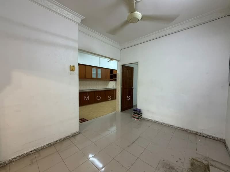 1-storey Terraced House for Sale in Jelutong (Penang) - Amos Sin - Kitchen - PropertyGuru.com.my