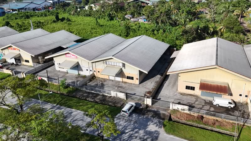 Semi-D Factory for Rent in Pending Industrial Estate (Kuching) - Sherene Kok - Exterior - PropertyGuru.com.my