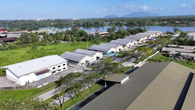 Semi-D Factory for Rent in Pending Industrial Estate (Kuching) - Sherene Kok - Exterior - PropertyGuru.com.my
