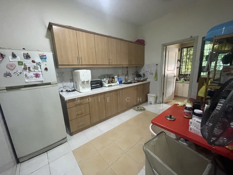 Townhouse for Sale in Sunway Damansara (Kota Damansara) - Angie Chai - Kitchen - PropertyGuru.com.my