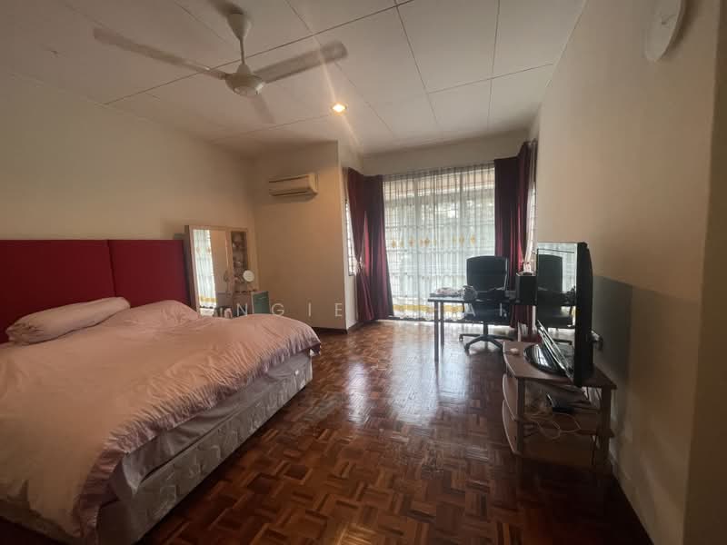 Townhouse for Sale in Sunway Damansara (Kota Damansara) - Angie Chai - Bedroom - PropertyGuru.com.my