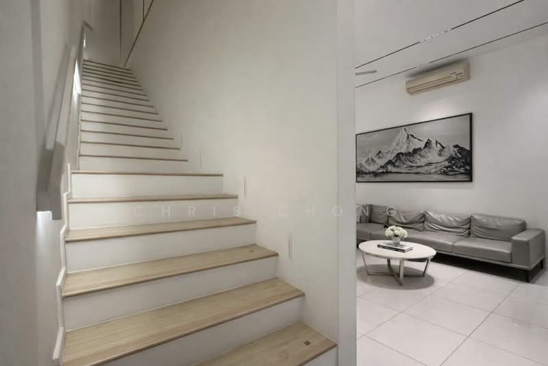 3-storey Terraced House for Sale in Taman Puncak Jalil (Seri Kembangan) - Chris Chong - Living Room - PropertyGuru.com.my