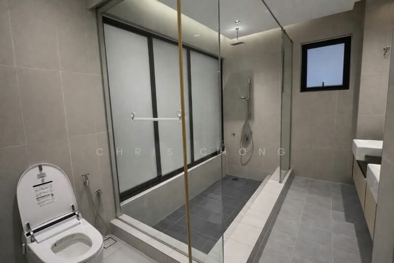 3-storey Terraced House for Sale in Taman Puncak Jalil (Seri Kembangan) - Chris Chong - Bathroom - PropertyGuru.com.my