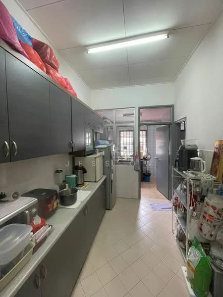 1-storey Terraced House for Sale in Taman Setia Indah (Tebrau) - Jess Ow - Kitchen - PropertyGuru.com.my