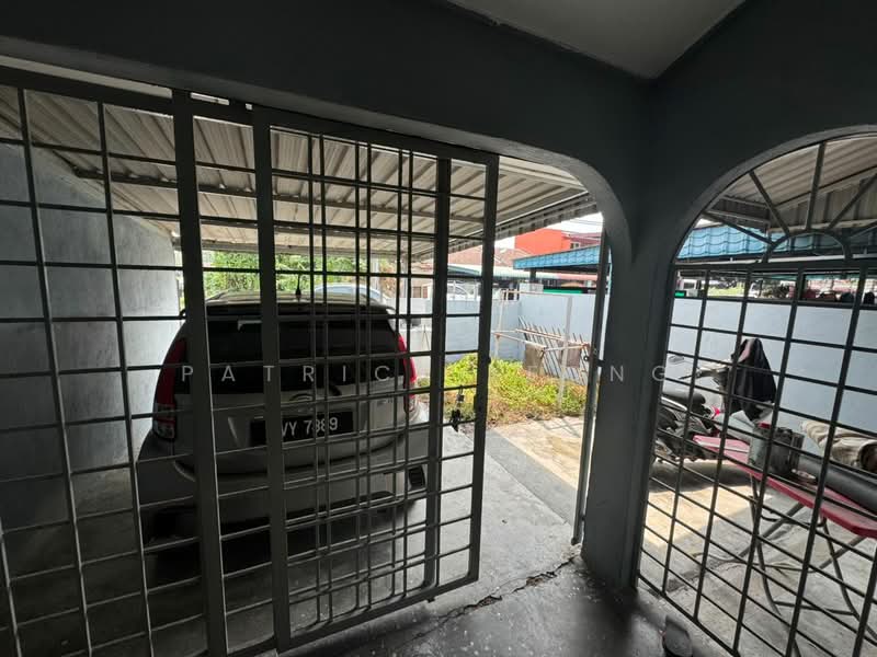 Rumah Teres untuk Dijual di Klang (Selangor) - Patrick Leong - Exterior - PropertyGuru.com.my