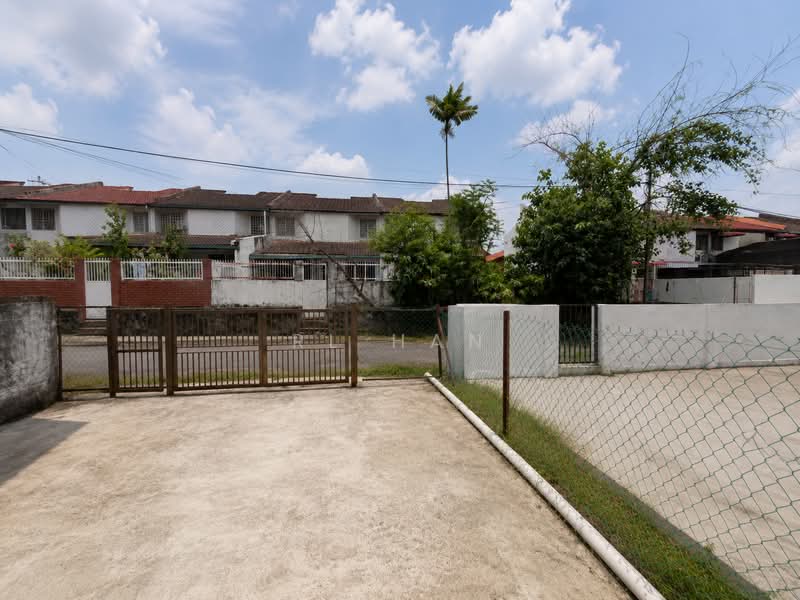 Rumah Teres 2 Tingkat untuk Dijual di SS14 (Subang Jaya) - RL Han - Exterior - PropertyGuru.com.my