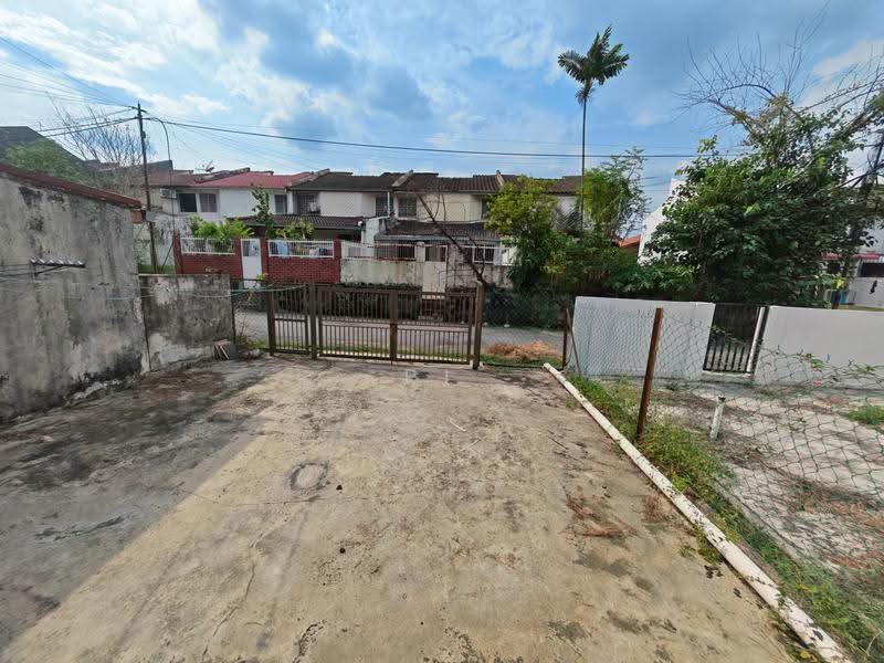 Rumah Teres 2-Tingkat untuk Dijual di SS14 (Subang Jaya) - RL Han - Exterior - PropertyGuru.com.my