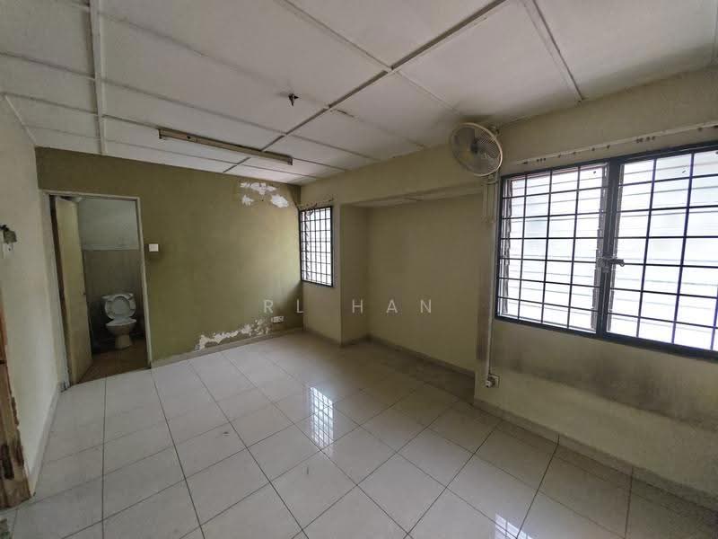 2-storey Terraced House for Sale in SS14 (Subang Jaya) - RL Han - Bathroom - PropertyGuru.com.my