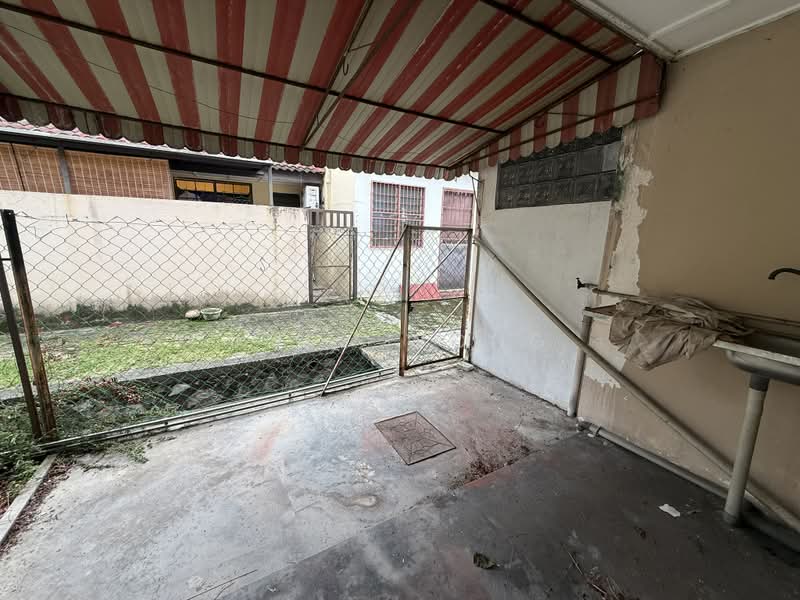 2.5-storey Terraced House for Rent in Wangsa Baiduri (Subang Jaya) - Joey Wong - Exterior - PropertyGuru.com.my