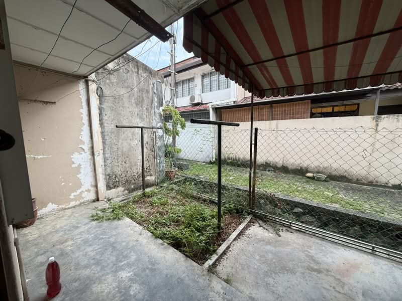 2.5-storey Terraced House for Rent in Wangsa Baiduri (Subang Jaya) - Joey Wong - Exterior - PropertyGuru.com.my