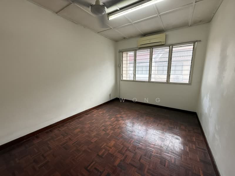 2.5-storey Terraced House for Rent in Wangsa Baiduri (Subang Jaya) - Joey Wong - Interior - PropertyGuru.com.my