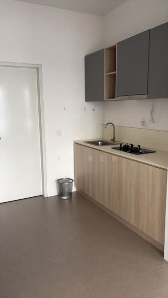 Service Residence for Rent at Suite Enesta - Kai Ren - Kitchen - PropertyGuru.com.my