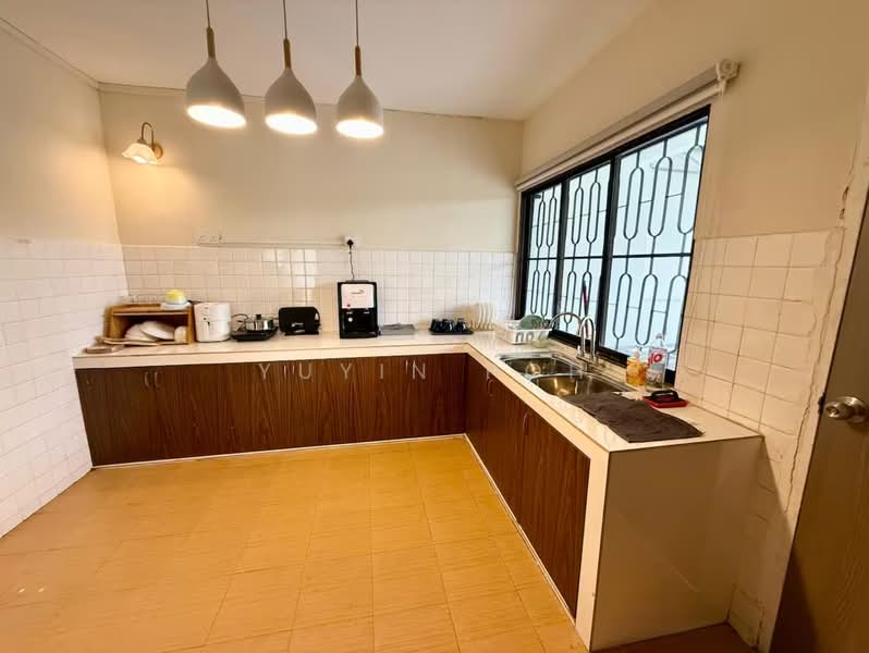 Rumah Berkembar untuk Dijual di Taman Pelangi (Johor Bahru) - YUYIN POH - Kitchen - PropertyGuru.com.my
