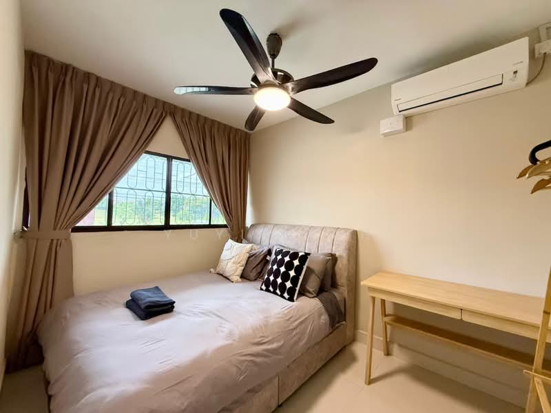 Rumah Berkembar untuk Dijual di Taman Pelangi (Johor Bahru) - YUYIN POH - Bedroom - PropertyGuru.com.my
