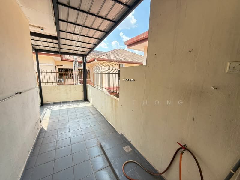 Semi-Detached House for Rent in Ipoh (Perak) - Ainsley Thong - Exterior - PropertyGuru.com.my