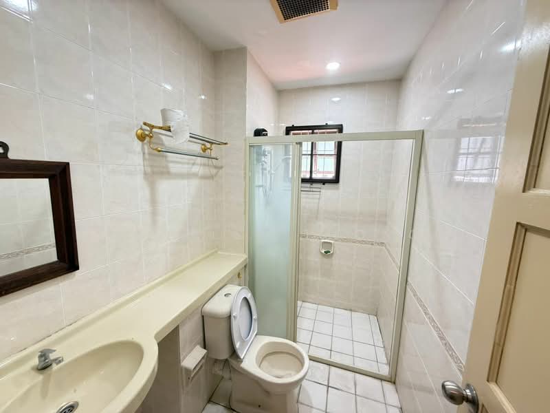 Semi-Detached House for Rent in Ipoh (Perak) - Ainsley Thong - Bathroom - PropertyGuru.com.my