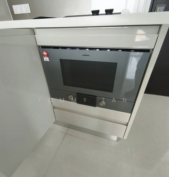 Servis Apartment untuk Disewa di Regent Suites @ Pavilion Damansara Heights - TOMMY TAN - Kitchen - PropertyGuru.com.my