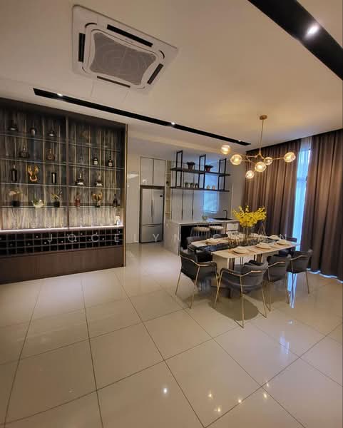 Rumah Banglo untuk Dijual di Sepang (Selangor) - Jocelyn Chan - Dining Room - PropertyGuru.com.my