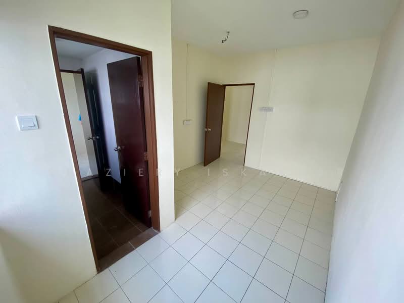 Rumah Teres 2 Tingkat untuk Dijual di Kuala Selangor (Selangor) - Shaziery Iskandar - PropertyGuru.com.my