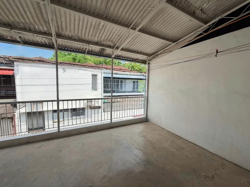 Rumah Teres 2 Tingkat untuk Dijual di Island Glades (Jelutong) - Qyan Goh - Balcony - PropertyGuru.com.my
