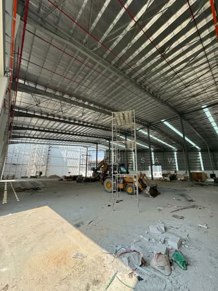 Factory for Rent in Batu Kawan (Penang) - Stanley Saw - Interior - PropertyGuru.com.my