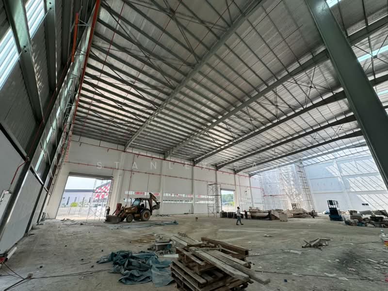 Factory for Rent in Batu Kawan (Penang) - Stanley Saw - Interior - PropertyGuru.com.my
