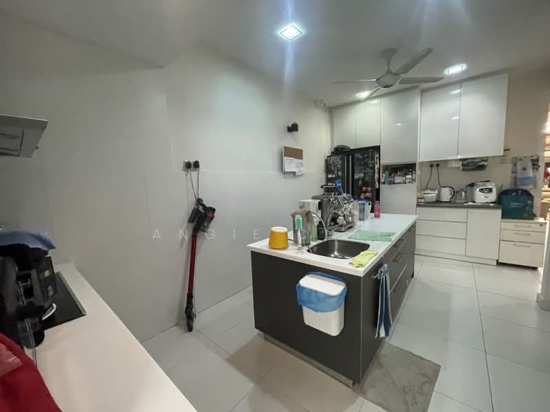 Rumah Teres 2 Tingkat untuk Dijual di Pju 3 (Tropicana) - Angie Chai - Kitchen - PropertyGuru.com.my