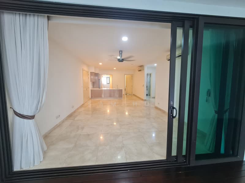 Kondominium untuk Dijual di Sastra U-Thant - Sam Ho - Living Room - PropertyGuru.com.my