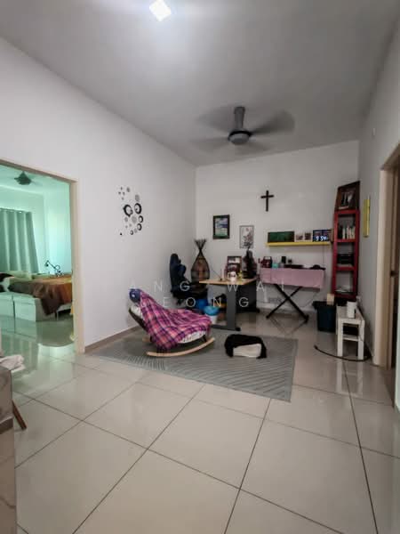 Rumah Teres untuk Dijual di Bandar Sri Sendayan (Negeri Sembilan) - Pang Wai Leong - Living Room - PropertyGuru.com.my