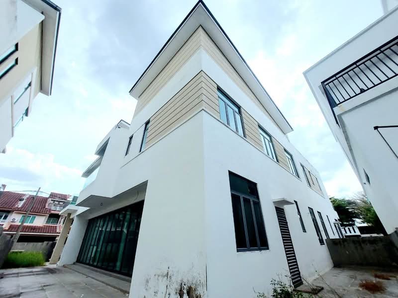 Cluster House for Sale in Ipoh (Perak) - Ivan Tai - PropertyGuru.com.my