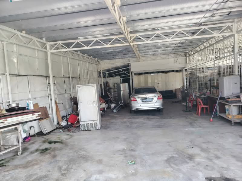 Warehouse for Rent in Pulau Pinang (Jelutong) - CK Goh - Car Park - PropertyGuru.com.my