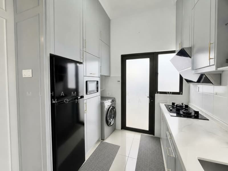 Rumah Teres untuk Dijual di Eco Grandeur (Puncak Alam) - Muhammad Ridhwan Mohd Huzairi - Kitchen - PropertyGuru.com.my