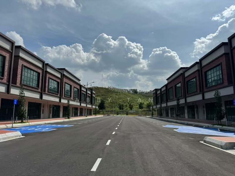 Shop for Rent in Seremban (Negeri Sembilan) - Abby Tan - Exterior - PropertyGuru.com.my