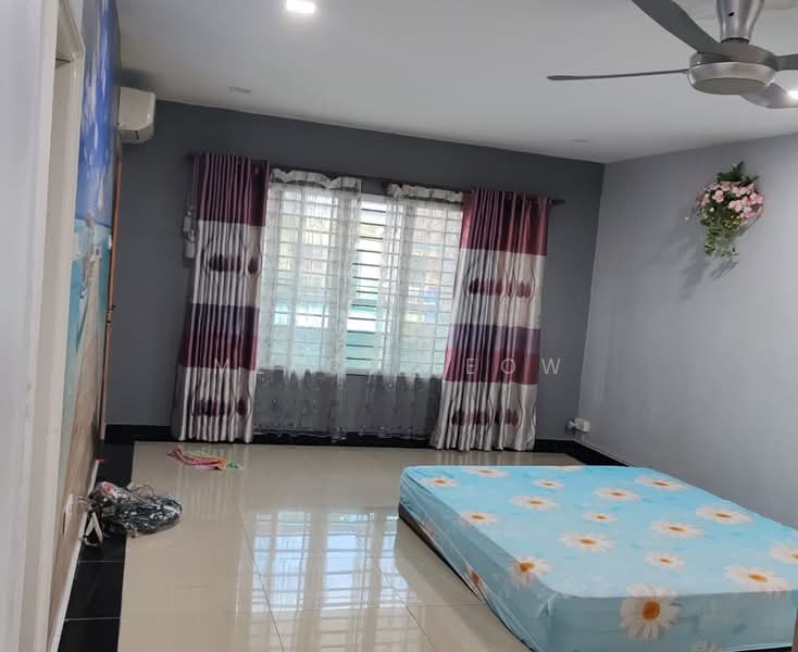 Rumah Teres 2 Tingkat untuk Dijual di Taman Daya (Kepong) - Mercy Leow - Bedroom - PropertyGuru.com.my