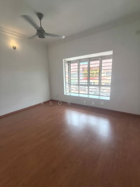 Rumah Teres 2 Tingkat untuk Dijual di Taman Prima Tropika (Seri Kembangan) - Jason Tan - Interior - PropertyGuru.com.my